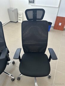 Kolečkové kancelářské židle - 3