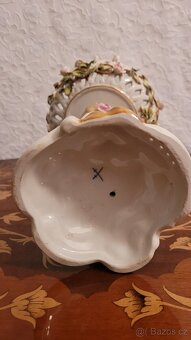 Porcelánová socha - 3