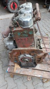 Zetor 3011 motor vstřikovací čerpadlo olejové filtry pumpa - 3