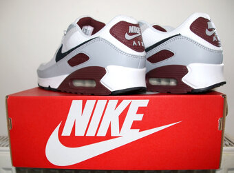 VÝPRODEJ NIKE: AIR MAX 90 VEL 45.5 - 3