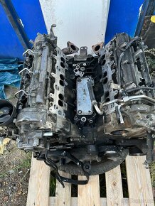 náhradni dily na motor OM 642.858 - 3