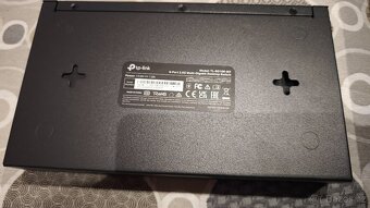 TP-Link TL-SG108-M2 8-Portový 2,5G Desktop Switch - 3