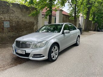Mercedes Benz W204 180 CGI - 3