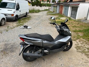 Honda PCX 125, r.v. 2016, prodám/pronajmu - 3
