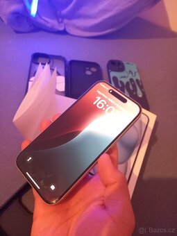 iPhone 15 Blue 128GB - 3
