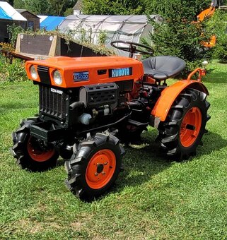 REPASOVANÁ KUBOTA B5000 - 3