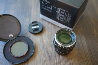Voigtlander Nokton 50mm f/1.2 - 3