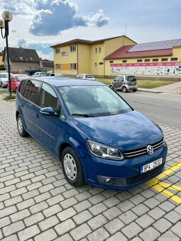 Volkswagen Touran - 3