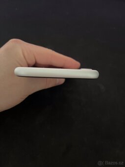 Apple iPhone SE 2022, 64 GB, Bílý – TOP STAV - 3