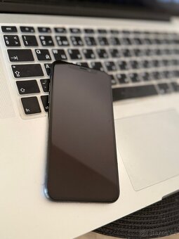 Prodej iPhonu X. - 3
