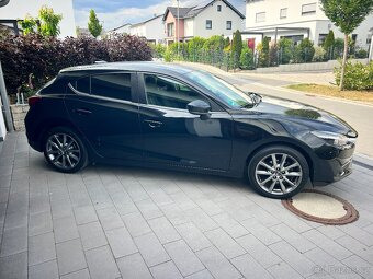 ►MAZDA 3 2.0i 88KW TAKUMI SPORTS LED-NAVIA-KEYLESS-HEAD UP - 3