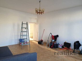 Prodej prostorného bytu 1+1, 55m2, Opava, ul. Komenského - 3