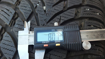 Málo jeté zimní pneu Nokian 225/55/18 XL, sada - 3