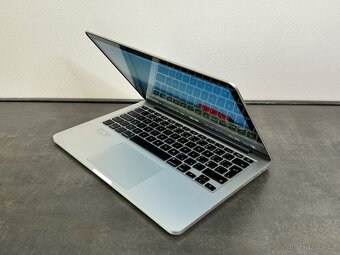 Macbook Pro 13" Retina 2015 128GB / 8GB / i5 - 3