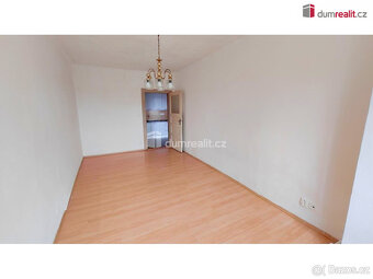 Pronájem bytu 2+1, 2.patro, 55 m2 + 5 m2 balkon, Praha 10- V - 3