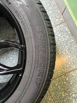 Alu 7,5x17 5x114,3 ET45 plus pneu - 3