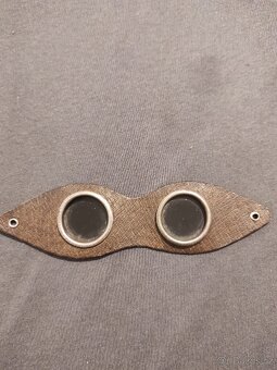 Staré obranné brýle - 3