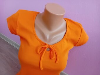 HEZKÉ TRIČKO S VÝSTŘIHEM - vel.S/M / zn.Brand - 3