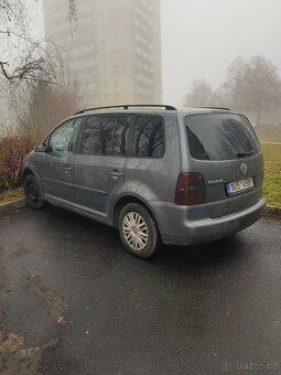 Prodám VOLKSWAGEN TOURAN 1.9 TDI R.V.2006 - 3