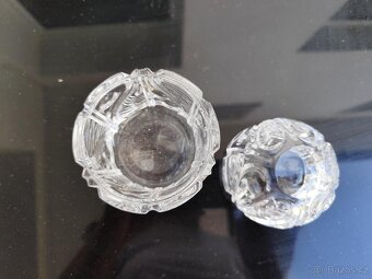 DÓZA Z BROUŠENÉHO SKLA - 3