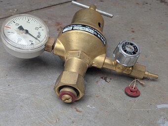 Tlakový ventil na CO2 (kysličník uhličitý) - 3