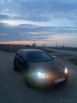 Volkswagen Golf V 1.9TDI - 3