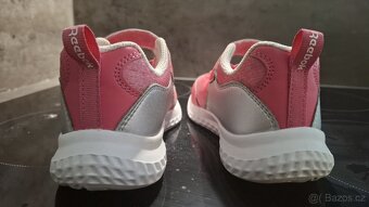 Reebok dívčí tenisky vel. 31 sálovky - 3