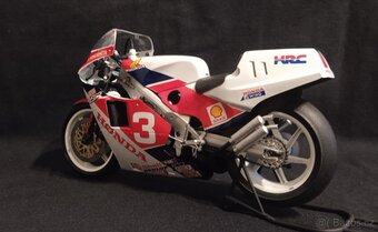 Model Honda NSR 500 Tamiya 1/12 - 3