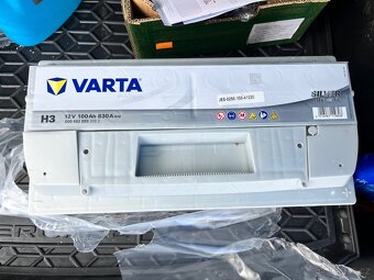Autobaterie VARTA SILVER Dynamic 100Ah, 12V, H3 - 3