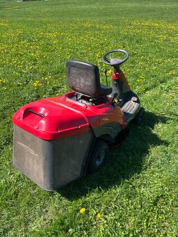 Zahradní traktůrek rider xf130 Castelgarden. - 3