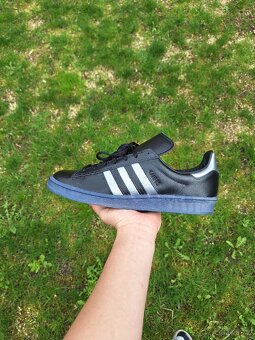 Adidas - 3
