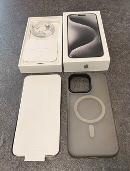 Apple iPhone 15 Pro Max, 256 GB, White Titanium - 3