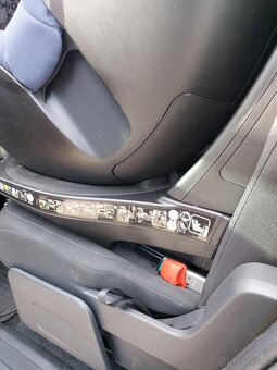 Otočna BRITAX RÖMER autosedačka Dualfix M i-Size Ind - 3
