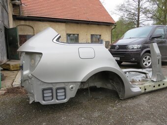 Škoda Superb II Combi zadní pravý blatník - 3