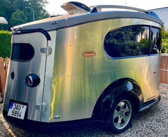 Prodám americký obytný přívěs Airstream BaseCamp - 3