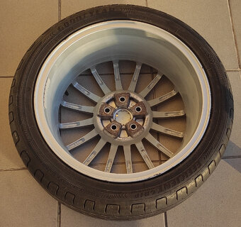 Letní pneu 215/45 R17 s alu disky Alfa Romeo - 3