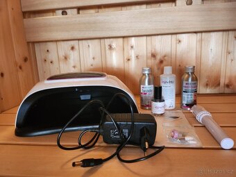Prodám UV/LED lampu + sadu na akrylové nehty - 3