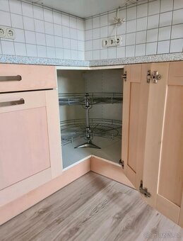 Prodám kuchyňskou linku IKEA Adel masiv - 3