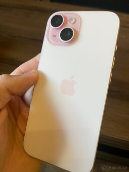 Apple iPhone 15 128GB, Pink - 3