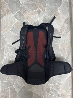 Batoh Osprey Escapist 30 - 3
