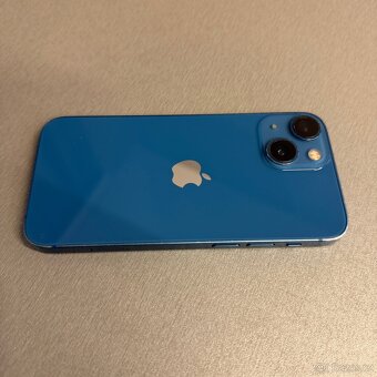 iPhone 13 mini 128GB modrý, pěkný stav, 12 měsíců záruka - 3