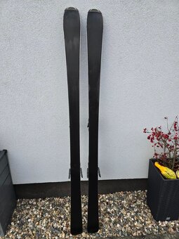 Lyže carvingové Atomic - 3