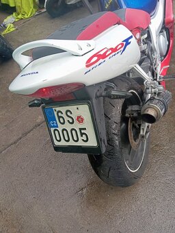 Honda CBR F - 3