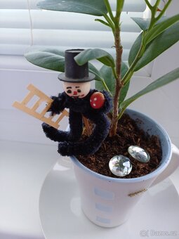 Rostlina Fikus vč.keram.kvetinace a kominik - 3