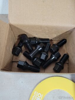 Rozšiřovácí podložky OMP 5x108 / 5mm - 3