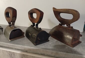 Staré žehličky - 3