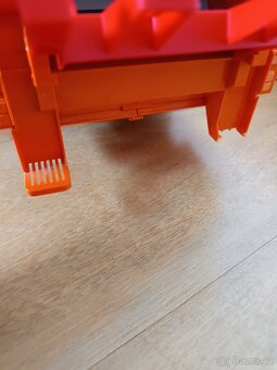 Bruder popeláři 3560 Scania - 3