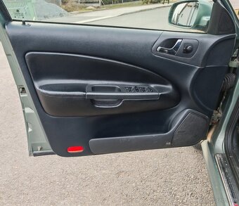 Škoda Octavia I combi ZÁVĚS DVEŘÍ kožené tapecírunky - 3