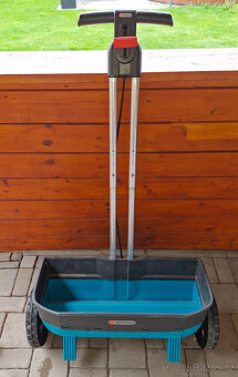 Gardena 800 Comfort sypací vozík - 3