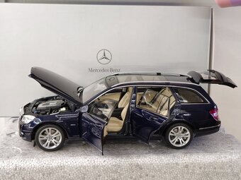 Mercedes Benz C 1:18 Autoart - 3